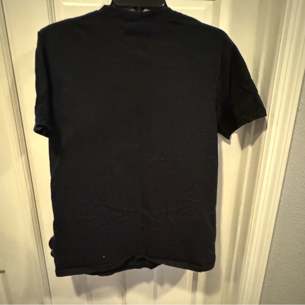 Sanderson Bed & Breakfast Salem T-Shirt – Size M (Unisex) - Picture 3 of 4